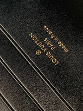 Load image into Gallery viewer, LB1156 Wallet On Chain Capucines / HIGHEST QUALITY VERSION / 9.1 x 4.7 x 1.6 inches