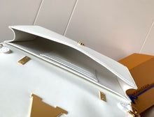 Load image into Gallery viewer, LB1157 Wallet On Chain Capucines / HIGHEST QUALITY VERSION / 9.1 x 4.7 x 1.6 inches