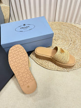 Load image into Gallery viewer, SE1342 PD Crochet Flatform Slides / Size5-10