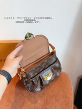 Load image into Gallery viewer, LB1006 Sunset / 10.6 x 7.1 x 1.2 inches