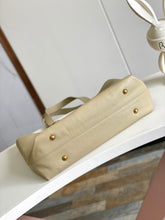 Load image into Gallery viewer, LB1070 Low Key Cabas MM / HIGHEST QUALITY VERSION / 18.5 x 11.8 x 5.5 inches