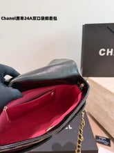 Load image into Gallery viewer, CC1451 Chanel 24A Double Flap Messenger Bag / 25 x 19 cm