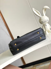 Load image into Gallery viewer, LB1070 Low Key Cabas MM / HIGHEST QUALITY VERSION / 18.5 x 11.8 x 5.5 inches
