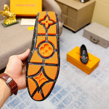 Load image into Gallery viewer, MSE072 LV Driver Moccasin / Size7-11