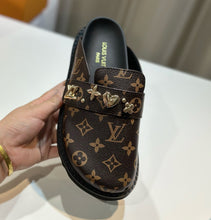 Load image into Gallery viewer, SE1473 LV Cosy Flat Comfort Clog / Size5-11