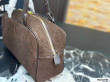 Load image into Gallery viewer, CC1454 CHANEL 26S New Bowling Bag / 35 x 20 cm