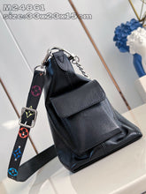 Load image into Gallery viewer, LB1158 LV x TM CarryAll Vibe MM / 15.4 x 11.8 x 5.9 inches