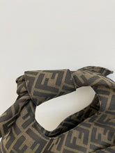 Load image into Gallery viewer, FF249 Hobo Bag / 11.4x8.6inch