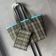 Load image into Gallery viewer, BUR125 Small/Medium London Tote / HIGHEST QUALITY VERSION