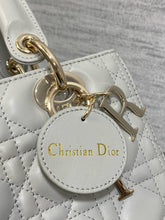 Load image into Gallery viewer, DR453 Medium Lady Dior Bag / HIGHEST QUALITY VERSION / 9.5x8.5x4.5inches