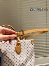 Load image into Gallery viewer, LB1310 OnTheGo PM / 9.8 x 7.5 x 4.5 inches