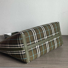 Load image into Gallery viewer, BUR125 Small/Medium London Tote / HIGHEST QUALITY VERSION