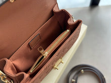 Load image into Gallery viewer, LB1075 Pochette Métis East West / 8.5 x 5.3 x 2.4 inches