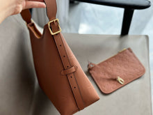 Load image into Gallery viewer, LB1074 CarryAll PM / 11.6 x 9.4 x 4.7 inches