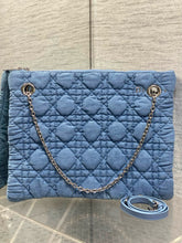Load image into Gallery viewer, DR623 Dior Crunchy Large / HIGHEST QUALITY VERSION / 38 x 28.5 x 5 cm