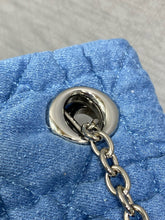 Load image into Gallery viewer, DR624 Dior Crunchy Small / HIGHEST QUALITY VERSION / 33 x 24 x 5 cm