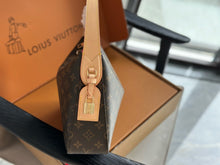 Load image into Gallery viewer, LB1077 Slouchy PM / 13 x 8.7 x 3.5 inches