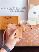 Load image into Gallery viewer, LB1081 Speedy P9 Bandoulière 40 / 15.7 x 10.2 x 9.1 inches