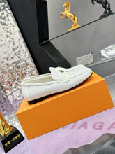 Load image into Gallery viewer, SE1616 LV Soho Flat Loafer / Size5-11