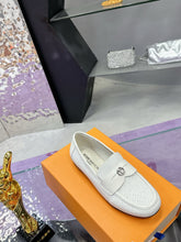 Load image into Gallery viewer, SE1616 LV Soho Flat Loafer / Size5-11