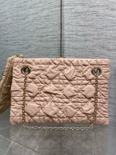 Load image into Gallery viewer, DR632 Dior Crunchy Small / HIGHEST QUALITY VERSION / 33 x 24 x 5 cm
