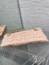 Load image into Gallery viewer, DR632 Dior Crunchy Small / HIGHEST QUALITY VERSION / 33 x 24 x 5 cm