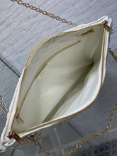Load image into Gallery viewer, DR633 Dior Crunchy Large / HIGHEST QUALITY VERSION / 38 x 28.5 x 5 cm