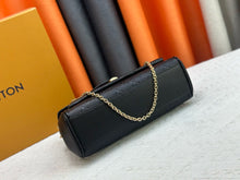 Load image into Gallery viewer, LB1313 Anytime Flap Bag / 11.6 x 7.3 x 3.7 inches