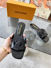 Load image into Gallery viewer, SE1139 LV Isola Flat Mule / Size5-11