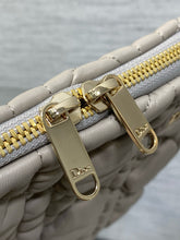 Load image into Gallery viewer, DR639 Dior Crunchy Small / HIGHEST QUALITY VERSION / 33 x 24 x 5 cm