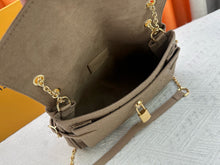 Load image into Gallery viewer, LB1314 Anytime Flap Bag / 11.6 x 7.3 x 3.7 inches