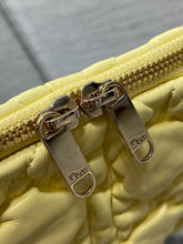 Load image into Gallery viewer, DR640 Dior Crunchy Small / HIGHEST QUALITY VERSION / 33 x 24 x 5 cm