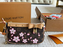 Load image into Gallery viewer, LB1246 LV x TM Pochette Accessoires / 8.7 x 5.1 x 1.6 inches