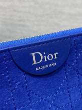 Load image into Gallery viewer, DR644 Dior Medaillon Bucket Bag Small / HIGHEST QUALITY VERSION / 25 x 15 x 14 cm