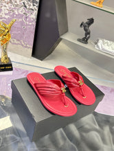 Load image into Gallery viewer, SE1757 CHANEL Double C Logo Camellia Thong Sandals / Size 5-11