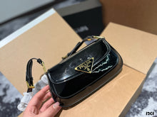 Load image into Gallery viewer, PD289 Re-Edition 2002 Small Leather Shoulder Bag / 9x4.7x2inch