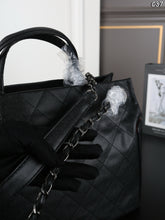 Load image into Gallery viewer, CC1459 CHANEL Vintage Caviar Chain Tote / 31 x 25 cm