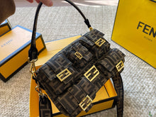 Load image into Gallery viewer, FF250 Multipocket Baguette / 10.2x3.9x6.3inch