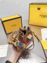 Load image into Gallery viewer, FF178 Mon Tresor Bucker Bag / 7.1x3.8x4.7inch