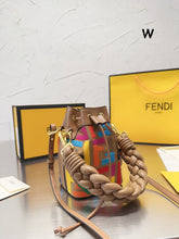 Load image into Gallery viewer, FF178 Mon Tresor Bucker Bag / 7.1x3.8x4.7inch