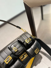 Load image into Gallery viewer, FF251 Multipocket Baguette / 10.2x3.9x6.3inch