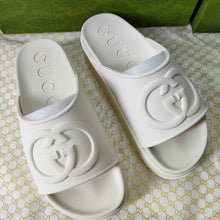 Load image into Gallery viewer, SE1143 Women's Interlocking G Slide Sandal / Size5-11