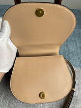 Load image into Gallery viewer, CLE009 Nile / HIGHEST QUALITY VERSION / 7.5x5.9x2.5inch