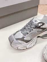 Load image into Gallery viewer, SE1298 BALENCIAGA 3xl Sneaker / Size5-10