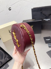 Load image into Gallery viewer, YSK262 vinyle Round Camera Bag / 6.6 x 6.6 x 2.1 INCHES