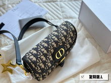 Load image into Gallery viewer, DR361 Dior Bobby East-West Bag / 8.5 x 4.5 x 2 inches
