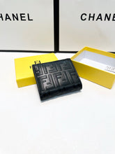 Load image into Gallery viewer, FF270 FF Diamonds Wallet / 4.3x3.9x1.5inch
