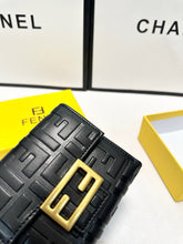 Load image into Gallery viewer, FF270 FF Diamonds Wallet / 4.3x3.9x1.5inch