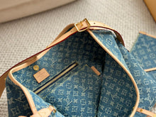 Load image into Gallery viewer, LB924 CarryAll MM / 15.4 x 11.8 x 5.9 inches