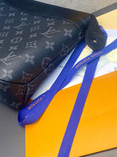 Load image into Gallery viewer, MBG058 Pochette Voyage Souple / HIGHEST QUALITY VERSION / 12.6 x 8.3 x 3.1 inches